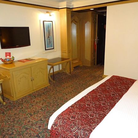 โรงแรมเบบี้ลอนอินเตอร์เนชั่นนอล Raipur  ภายนอก รูปภาพ