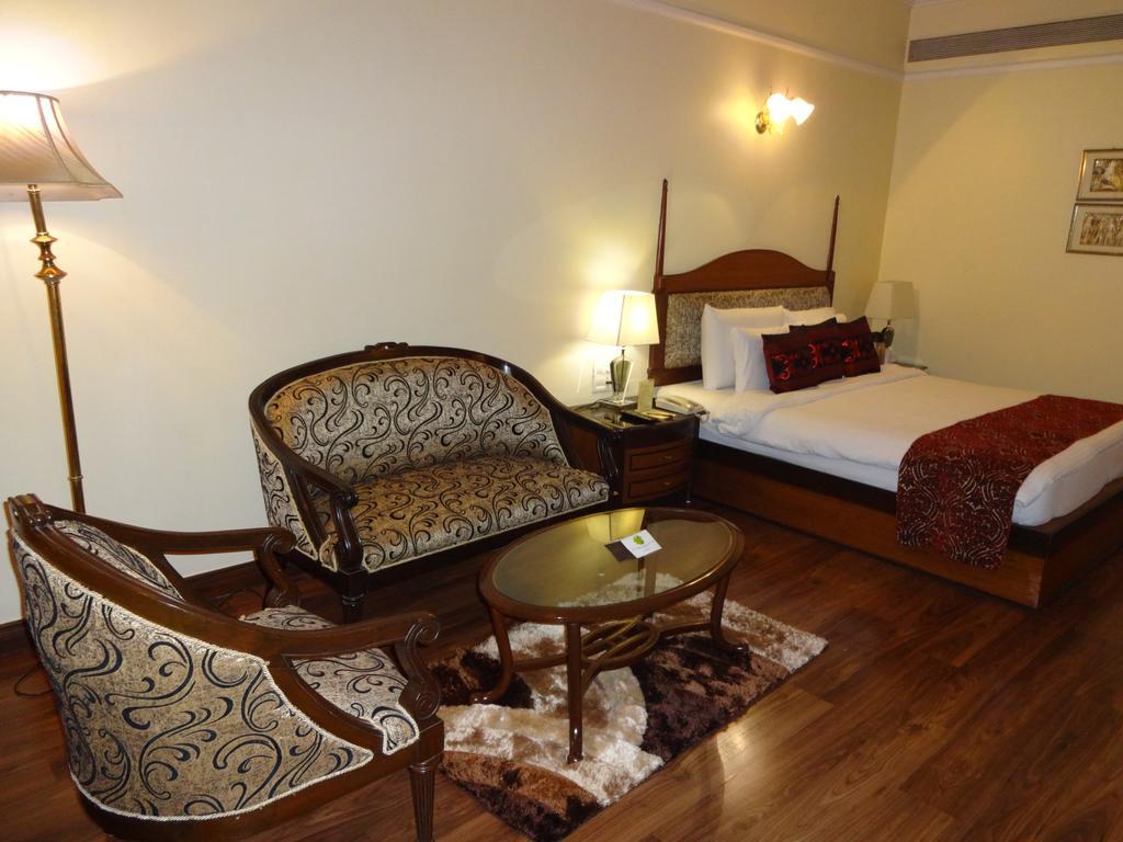 โรงแรมเบบี้ลอนอินเตอร์เนชั่นนอล Raipur  ห้อง รูปภาพ