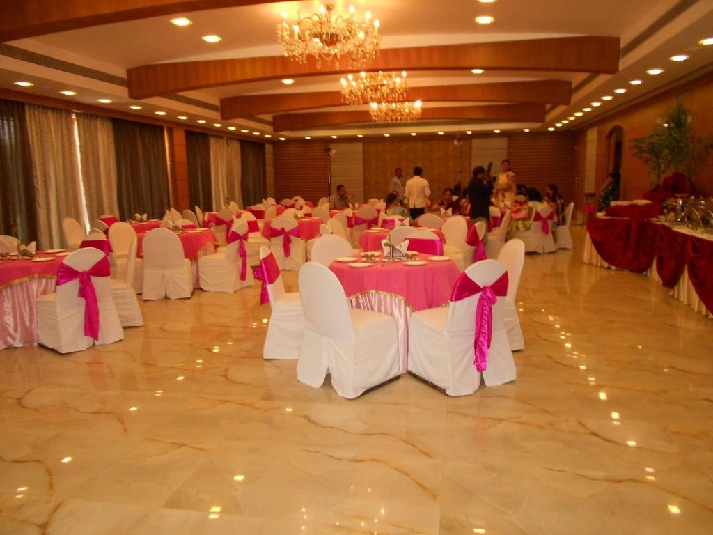 โรงแรมเบบี้ลอนอินเตอร์เนชั่นนอล Raipur  ห้อง รูปภาพ