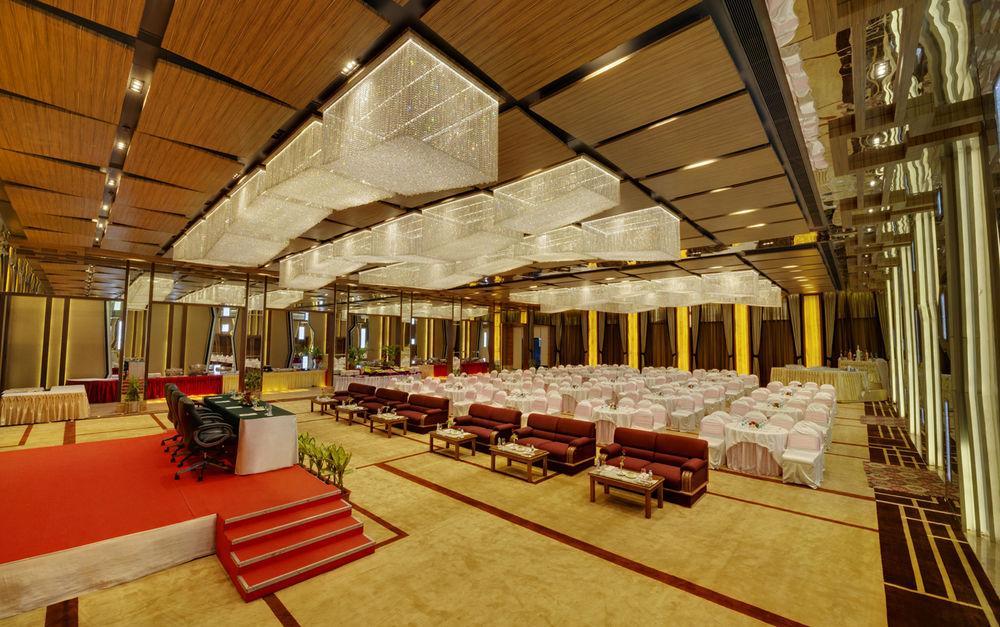 โรงแรมเบบี้ลอนอินเตอร์เนชั่นนอล Raipur  ภายนอก รูปภาพ
