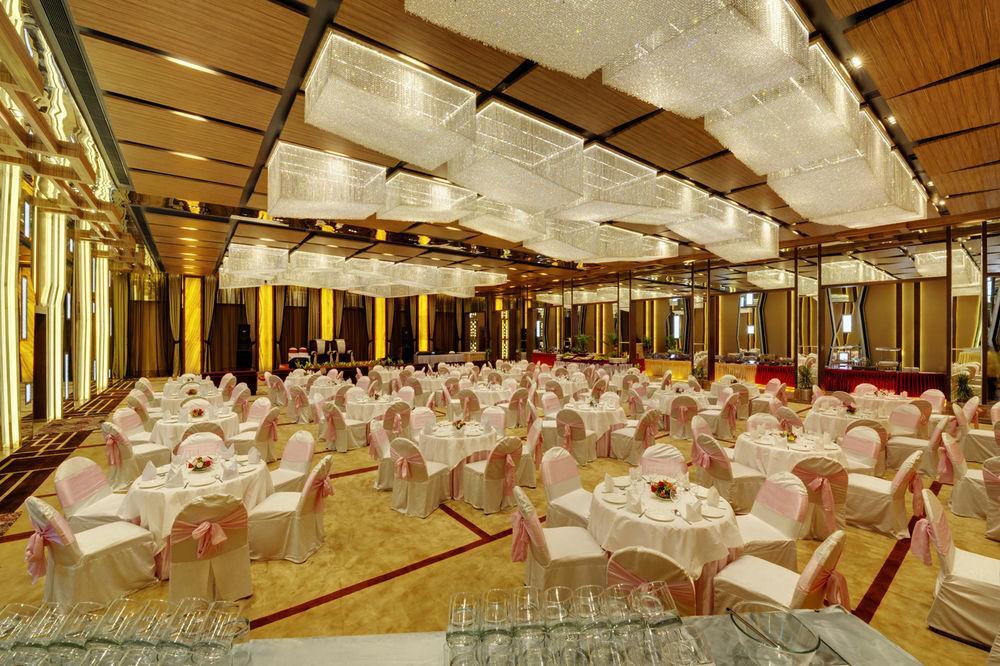 โรงแรมเบบี้ลอนอินเตอร์เนชั่นนอล Raipur  ภายนอก รูปภาพ