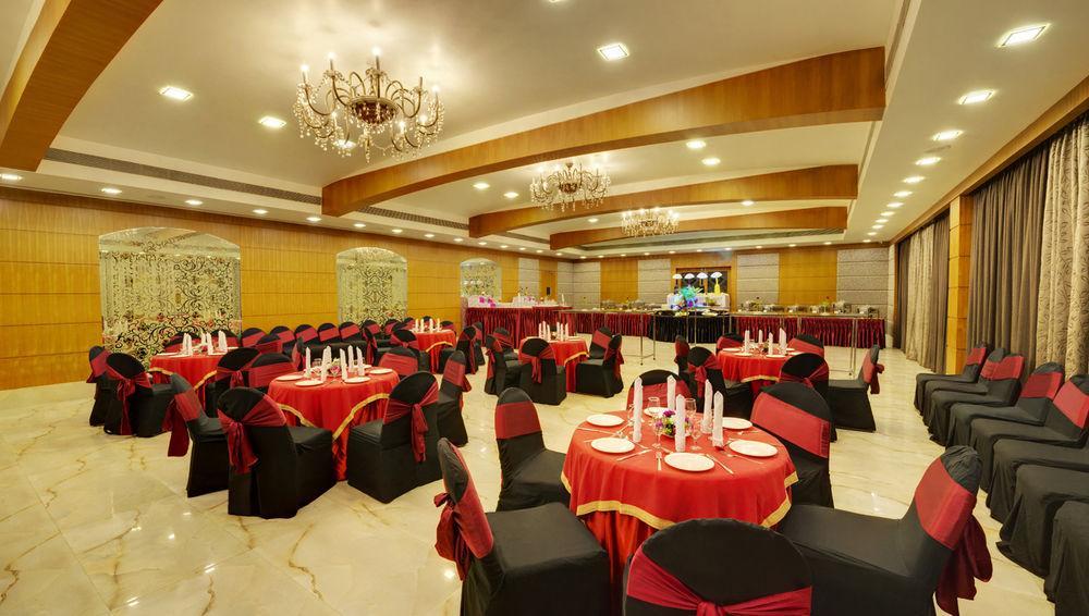 โรงแรมเบบี้ลอนอินเตอร์เนชั่นนอล Raipur  ภายนอก รูปภาพ