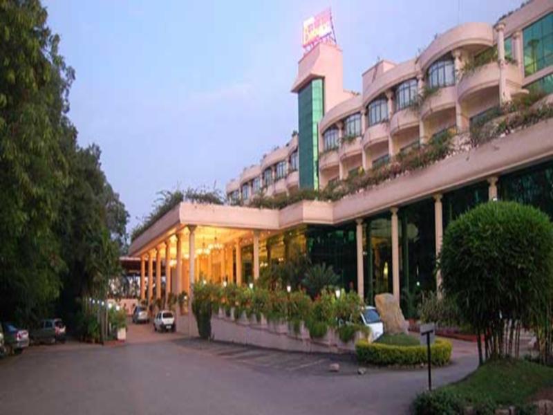 โรงแรมเบบี้ลอนอินเตอร์เนชั่นนอล Raipur  ภายนอก รูปภาพ