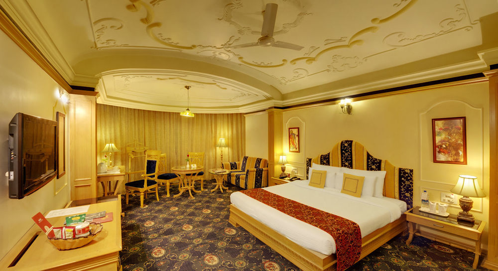 โรงแรมเบบี้ลอนอินเตอร์เนชั่นนอล Raipur  ภายนอก รูปภาพ